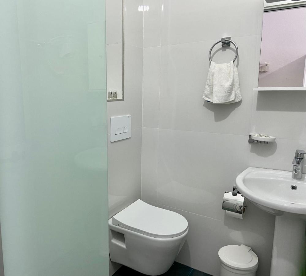 Qeparo Pano Rooms Oda fotoğraf
